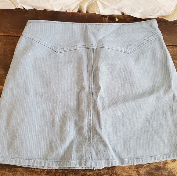 Kendall & Kylie Button Mini Skirt - Picture 3 of 4